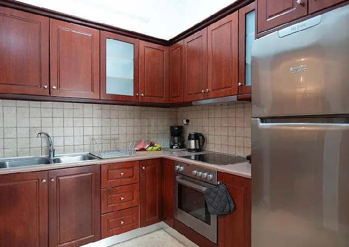 Tsoutsis Apartament *
