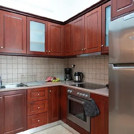 Tsoutsis Apartament *